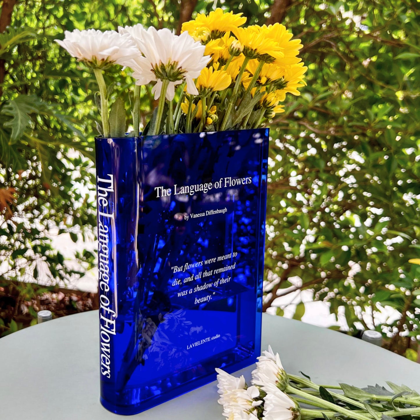 BloomsBound™ - Acrylic Book Vase